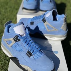 Jordan 4 University Blue