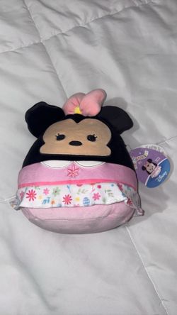 Minnie Mouse squishmellow