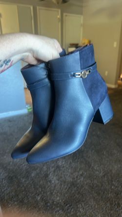 Tommy Hilfiger booties - new - size 11 woman’s
