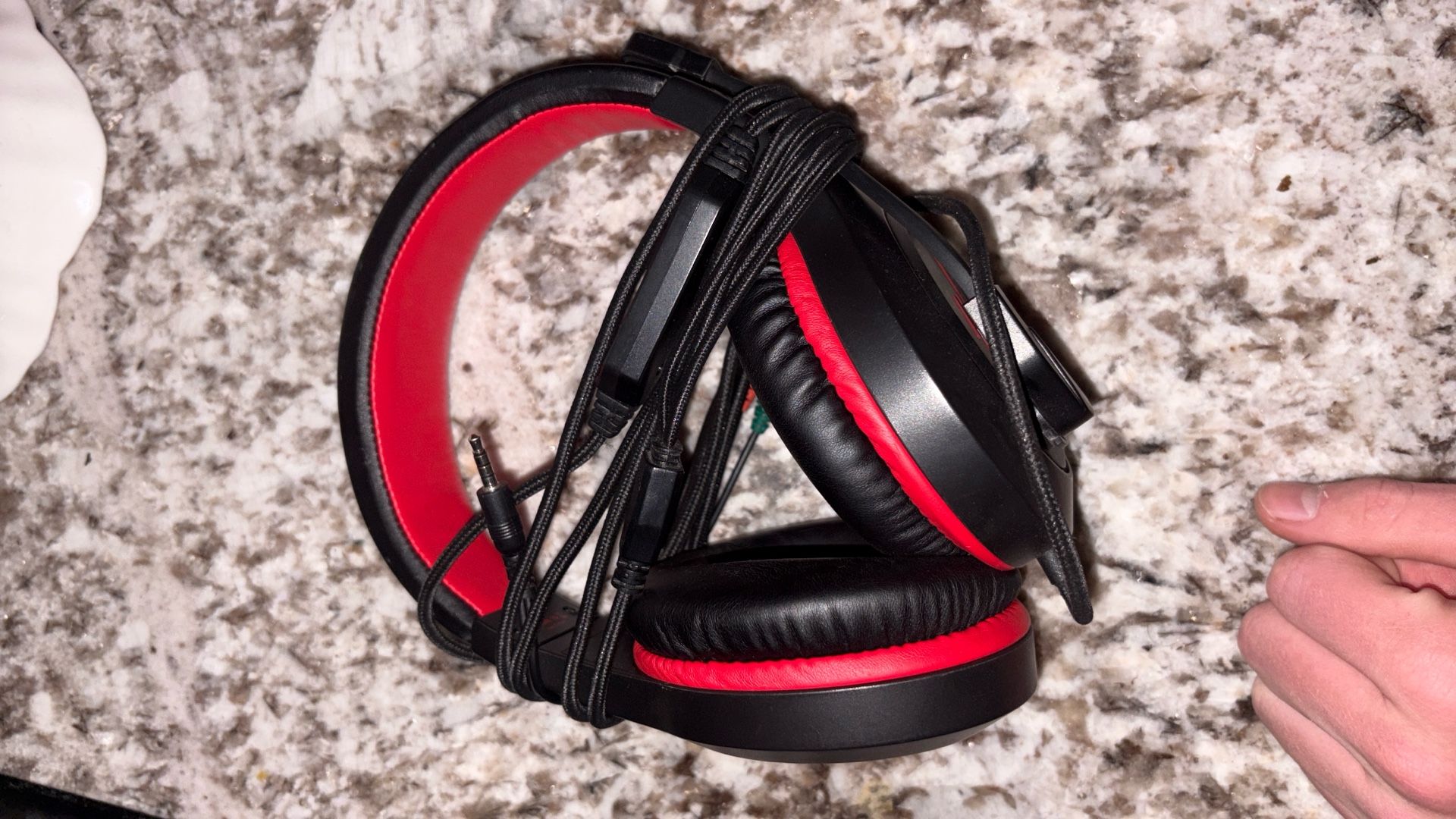 Red Headset-gaming