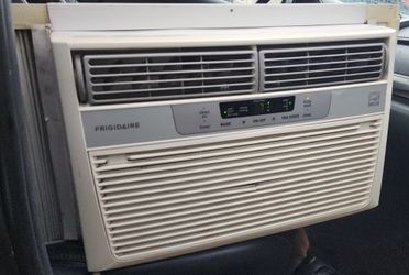 Window AC unit Airconditioner