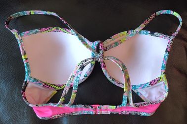 Victoria's Secret Swim Suit Push Up Bikini Top RN#54867 size 32C