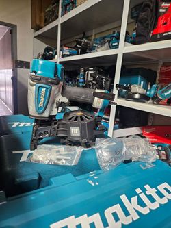 MAKITA AIR ROOFING NILER NEW