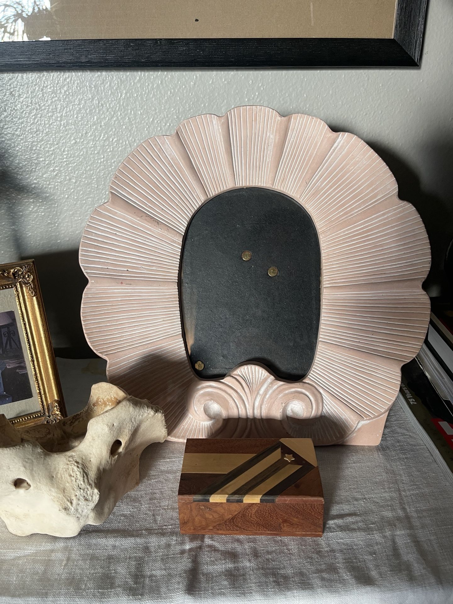 1970/80’s Blush Pink Terracotta Shell 5x7 Picture Frame