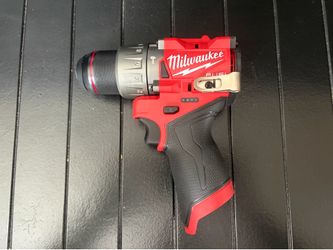 Milwaukee m12 hammer drill