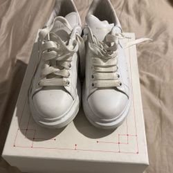 Alexander mcqueen Sneaker Size 7 Womens