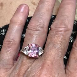 14k 5 ct pink and white Cz ring sized 