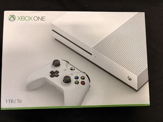 Xbox One S - 1TB