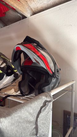 Scorpion adventures helmet (M)