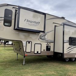 2018 Flagstaff Bunkhouse Travel Trailer 