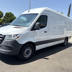 2022 Mercedes Sprinter 2500 Diesel 4 Cylinder 