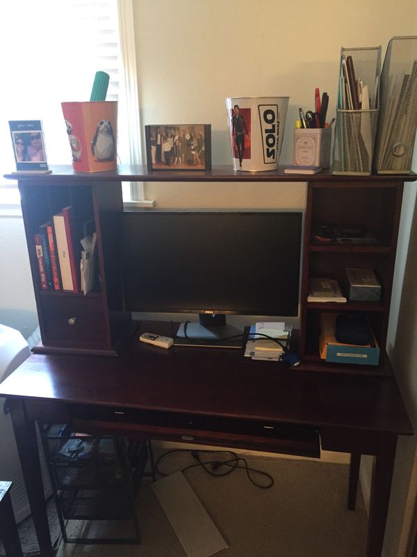 Hard Wood Desk For In Gardena Ca Offerup