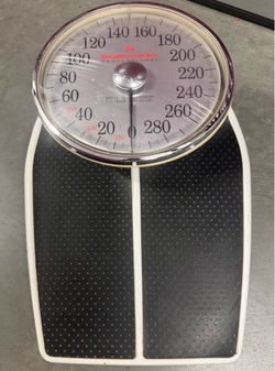 HEALTHOMETER Professional Floor Scale 11.5 x 18" Platform w Raised 8" Dial