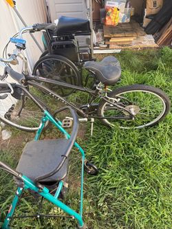 Bike / walker with seat
