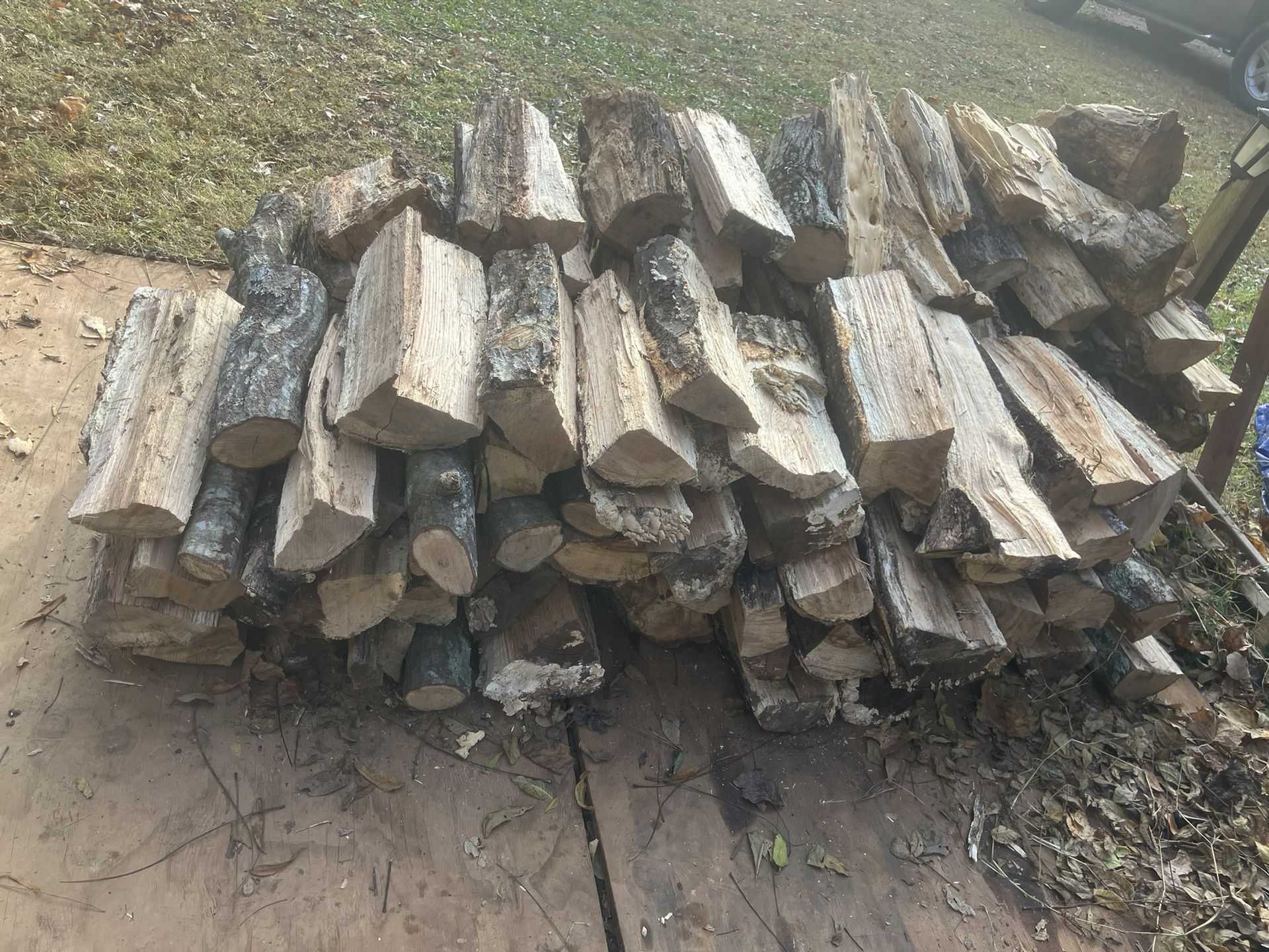Split Red Oak Firewood 