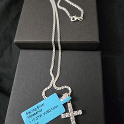 ✝️ 1.17 CTW Moissanite Cross Necklace – 925 Sterling Silver (20” Chain Included)