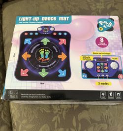 Light-Up Dance Mat 3-12yrs old
