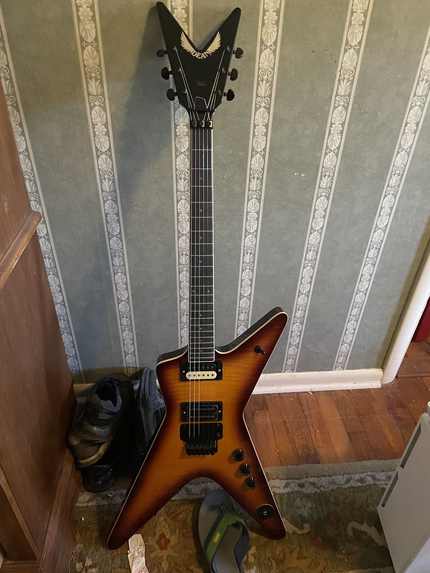 Dean ML Guitar