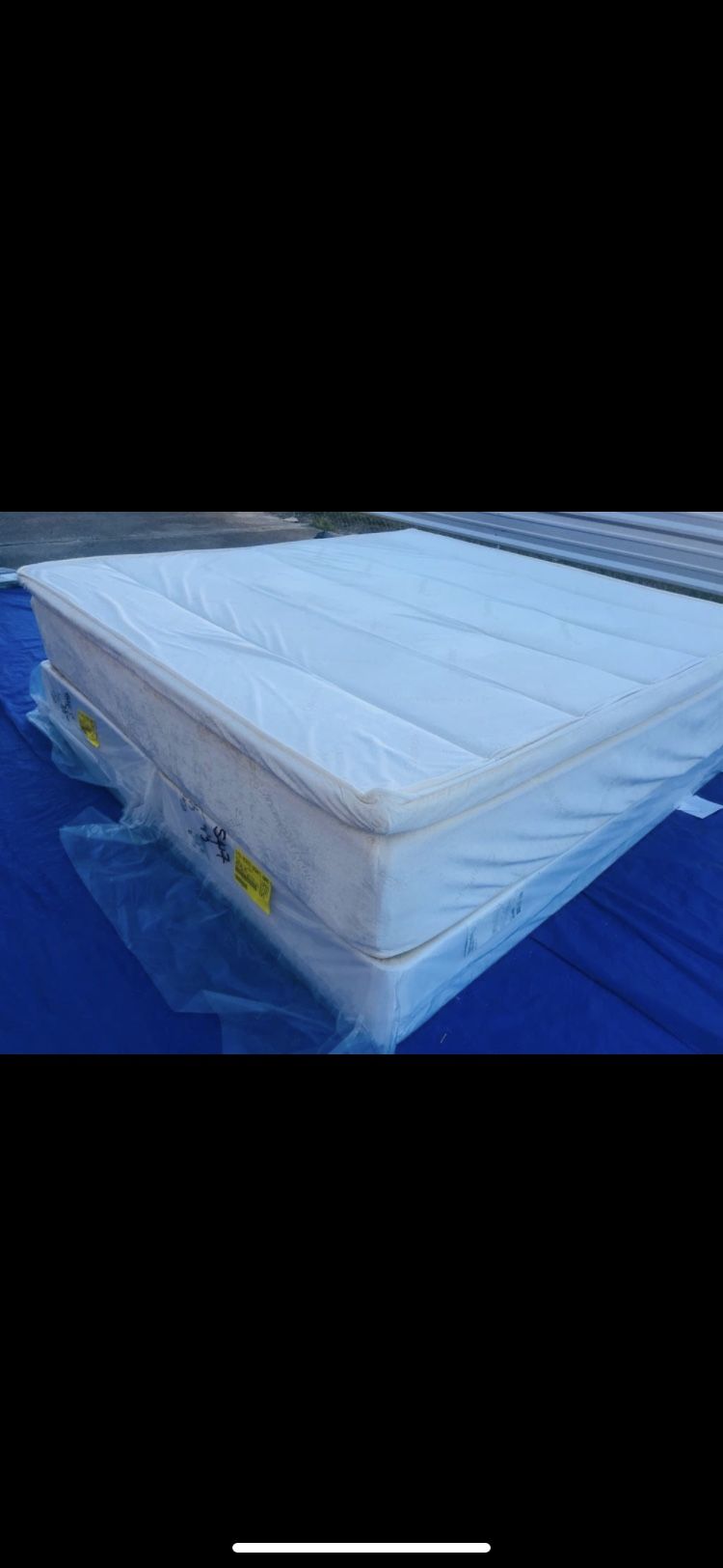 King Zise Memory Foam Only Mattress Free Delivery 🚚 Around Houston Area