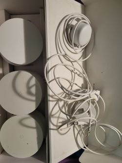 Google Home WiFi 3 Puck System (1 Cord Damaged As Pictured)