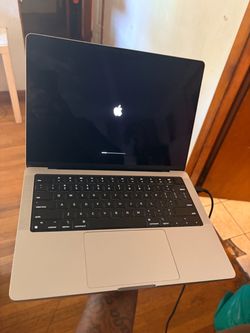 MacBook Pro (M3 series) 14"