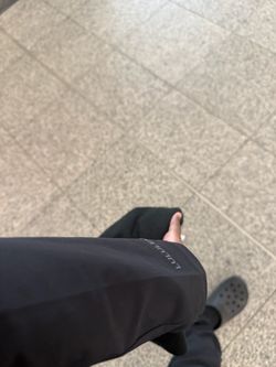 Selling lululemon set for 240