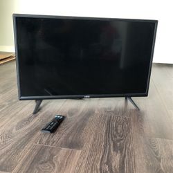 VIZIO 32” TV