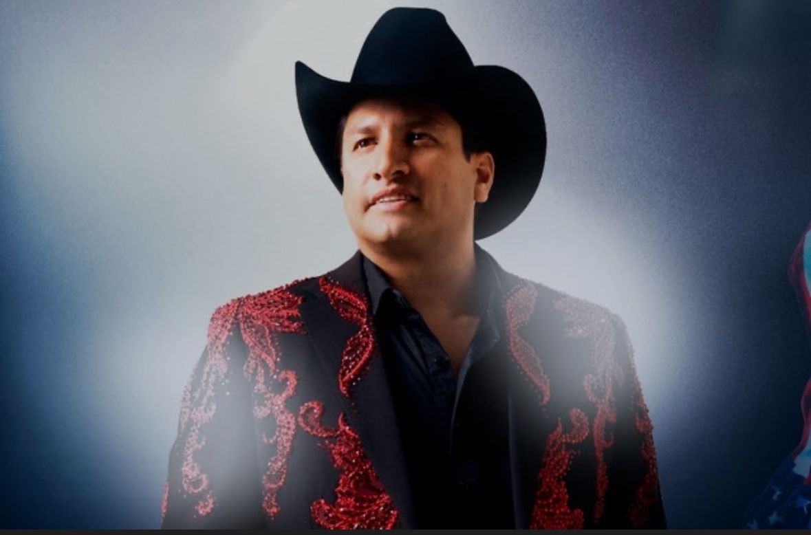 Julian Alvarez Tickets