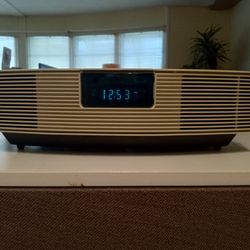 Bose Wave Radio – Vintage 1998, Excellent Condition – $60 OBO
