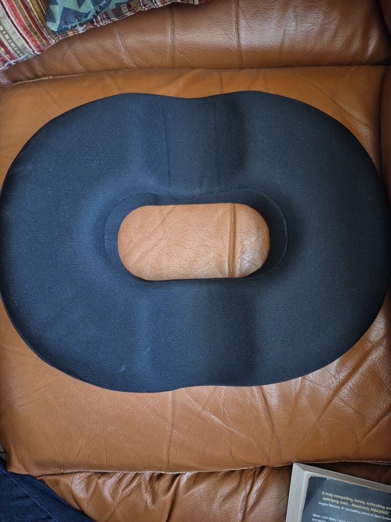 Donut Pillowseat Cushion For Tailbone