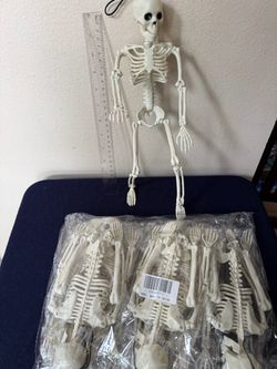 Mini Plastic Skeleton Decorations. 6 Bulk Lot
