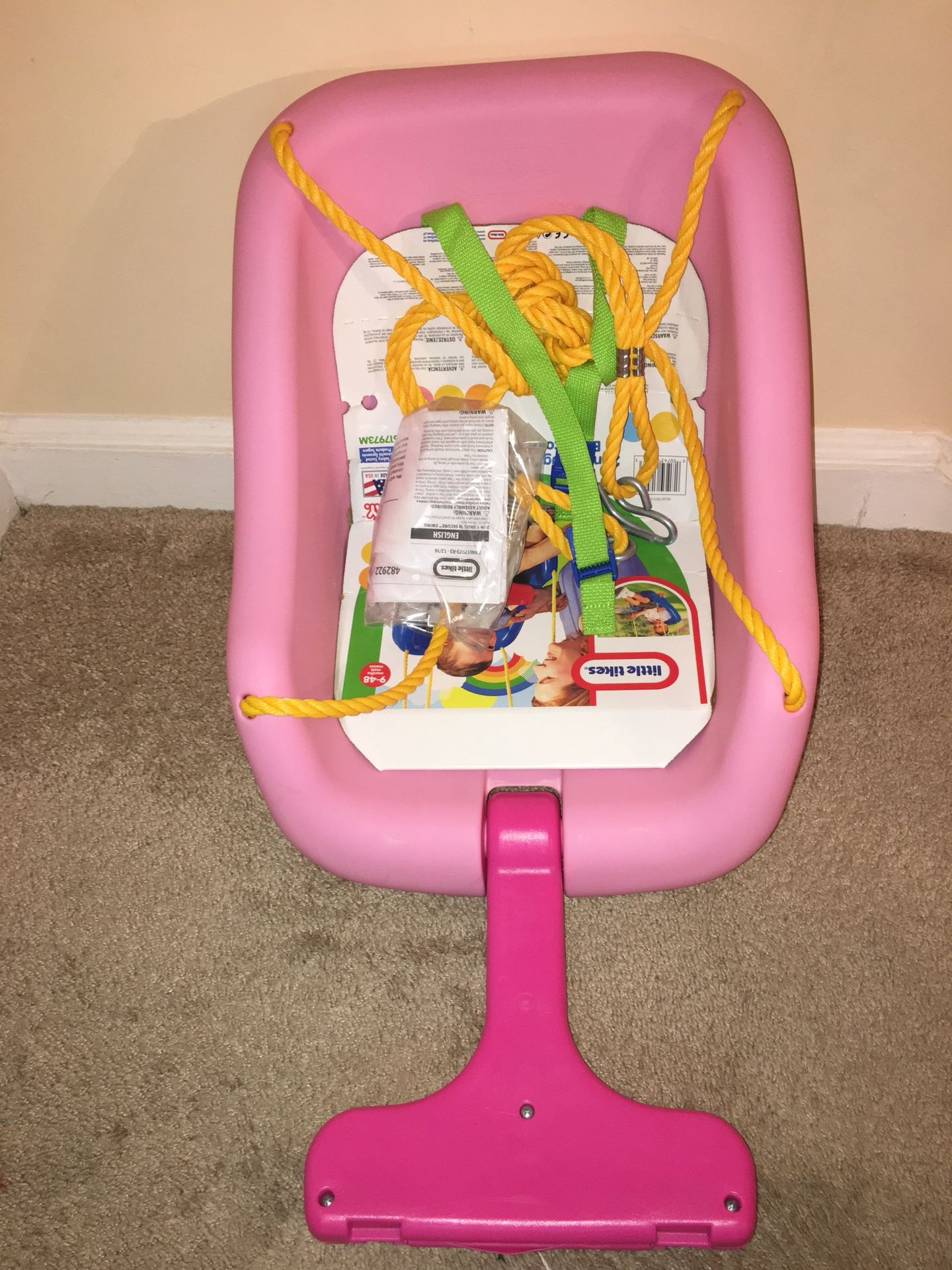New Little Tikes 2-in-1 Snug and Secure Swing Pink/Swing for kids