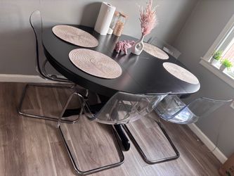 Black Round Dining Table with 4 Chairs