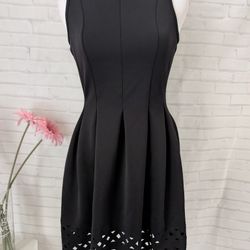 Monteau Dress Size M
