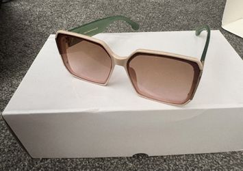 Sunglasses 