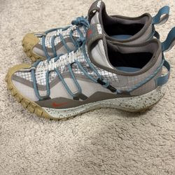 RARE NIKE MOUNTAIN FLY 