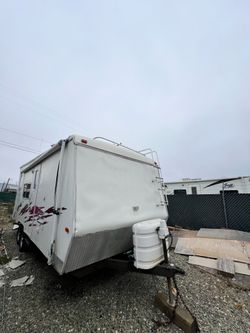2005  Rage’n toy hauler.