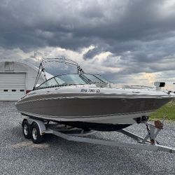 2004 Four Winn Horizon 230