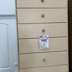 5 Drawers Dressers Available In Different Colors 