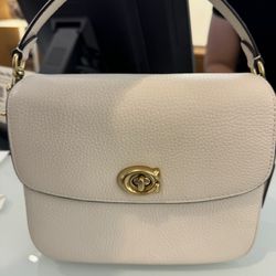 Beautiful Coach Bag 19 Cassie Brand New 