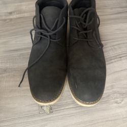 Men’s Casual Shoes