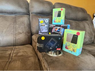 Hand held games/ retro