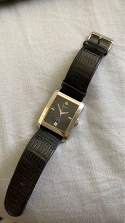 Men’s square guess watch