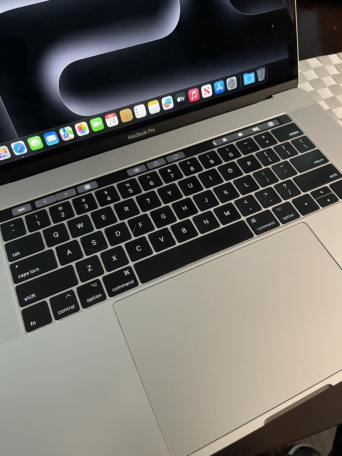 Apple Macbook Pro