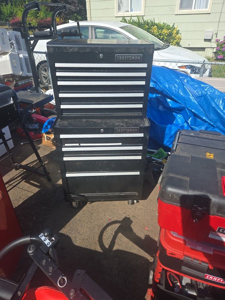 Tool Chest With Keys Has Good Chunk of Tools As Well