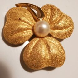 Vintage Brooch