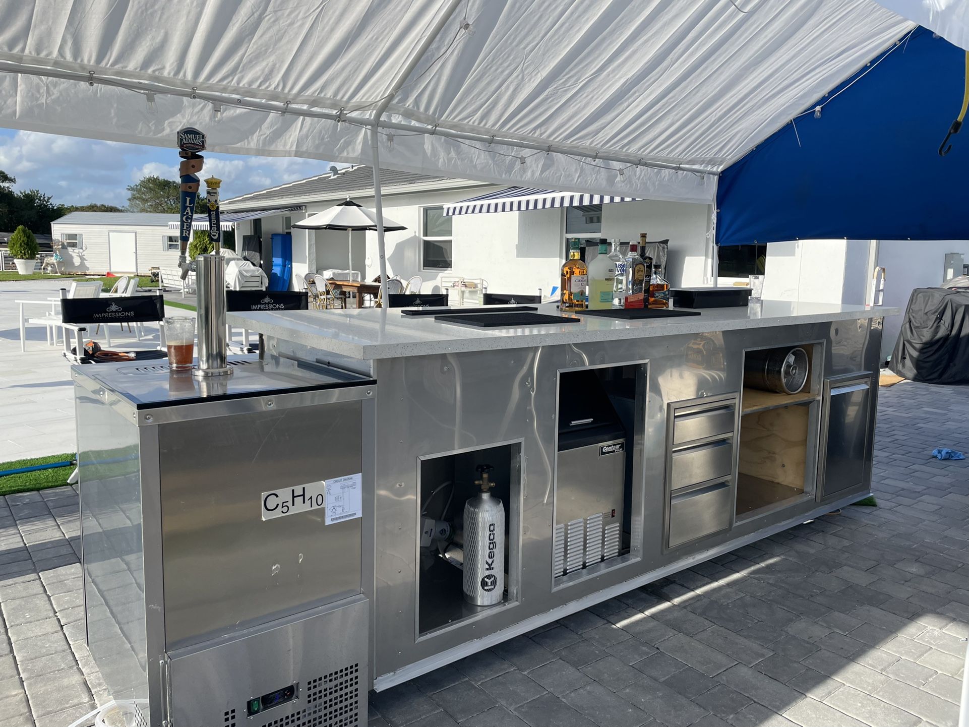 Custom Outdoor Kitchen