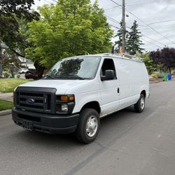 2014 Ford E-150