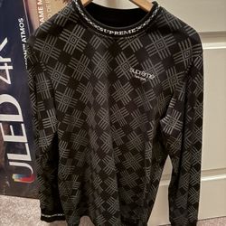 Supreme Long Sleeve Sweatshirt