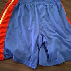 Game worn Detroit pistons shorts Xl